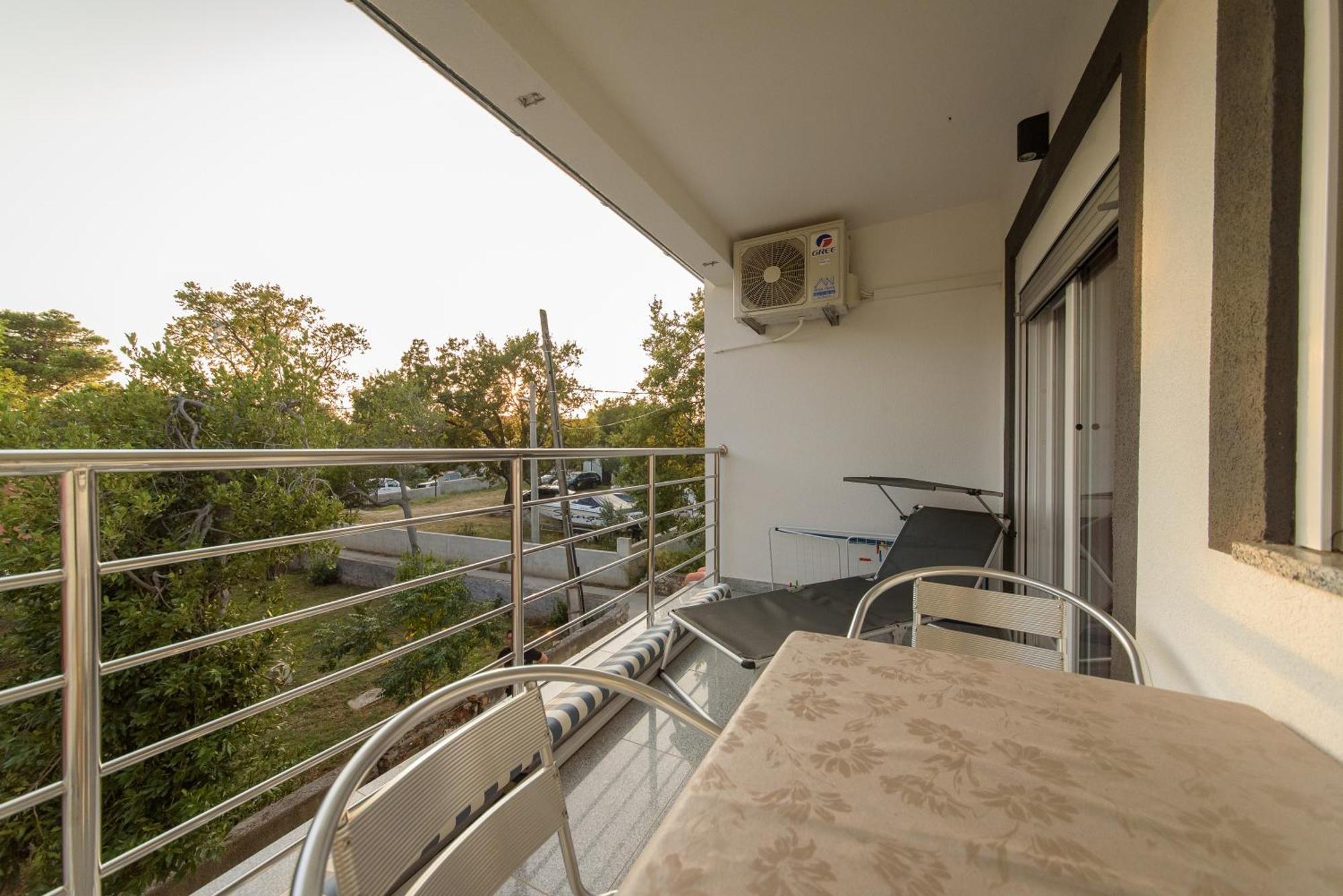 Jeli Apartments Starigrad Paklenica Kamer foto