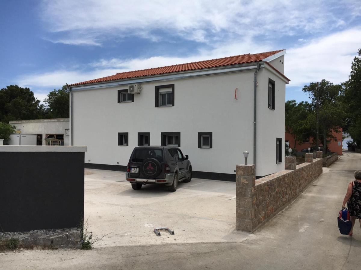 Jeli Apartments Starigrad Paklenica Buitenkant foto