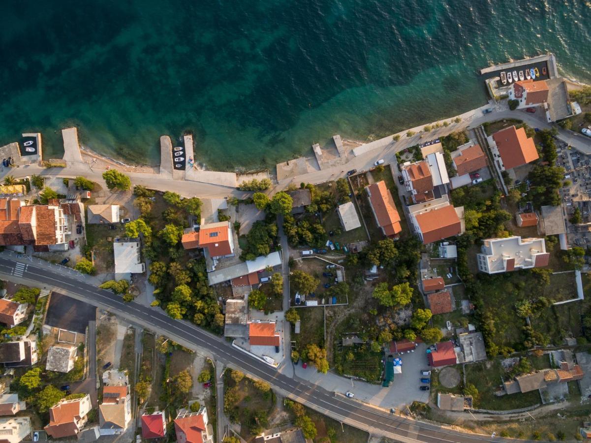 Jeli Apartments Starigrad Paklenica Buitenkant foto